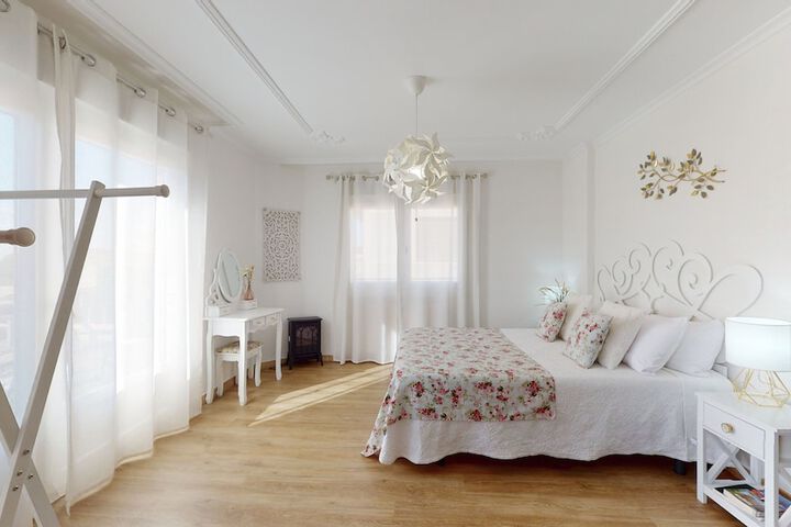 Room 26 of 135