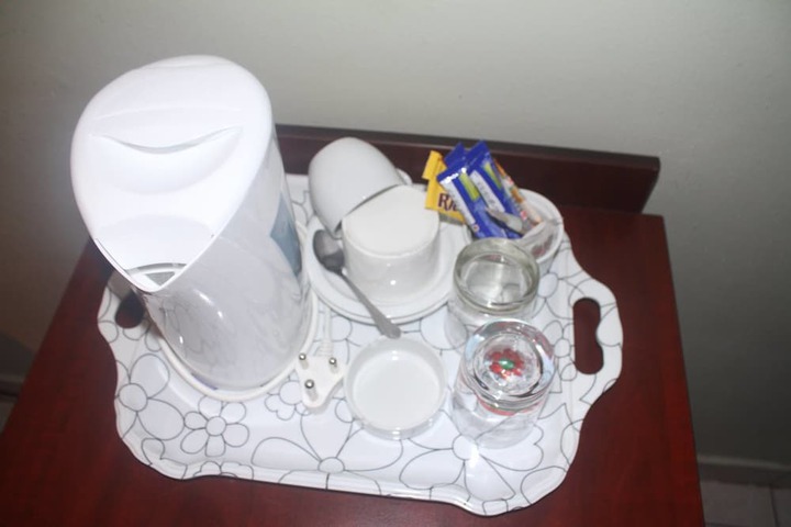 Breakfast/Coffee Service 13 of 24