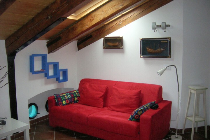 Room 28 of 36