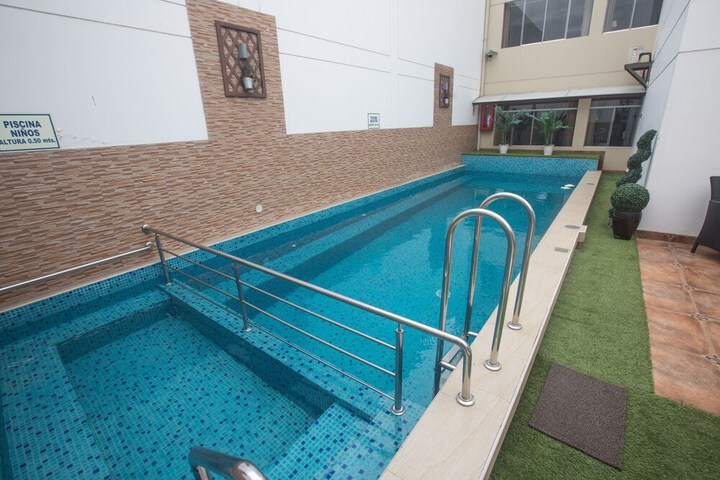 Pool 58 of 103