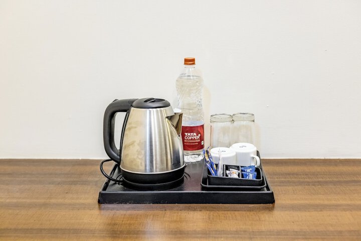 Breakfast/Coffee Service 24 of 35