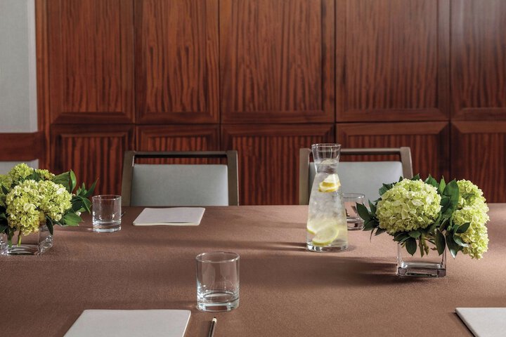 Meeting facility