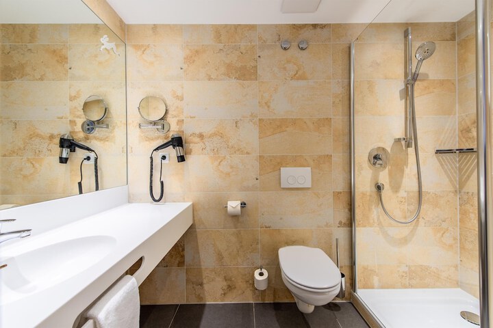 Clean Restrooms