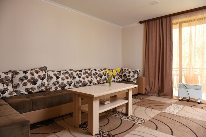Room 17 of 30