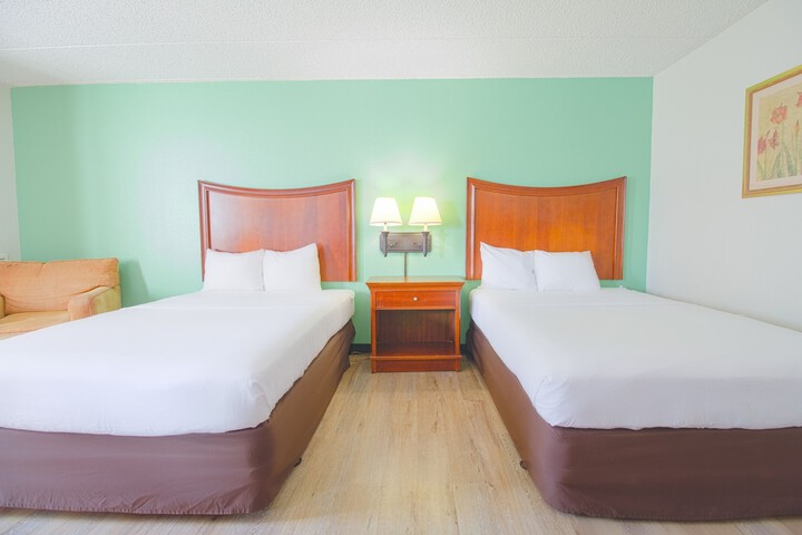 Double Accessible King Size Bed (15 of 21)