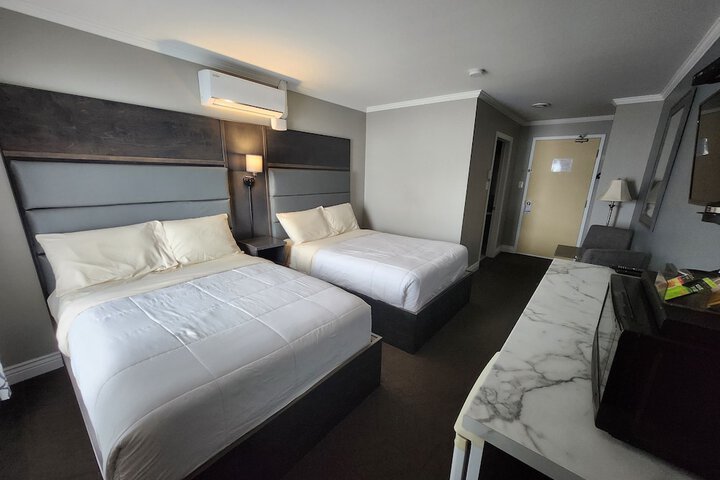 Room 5 of 31