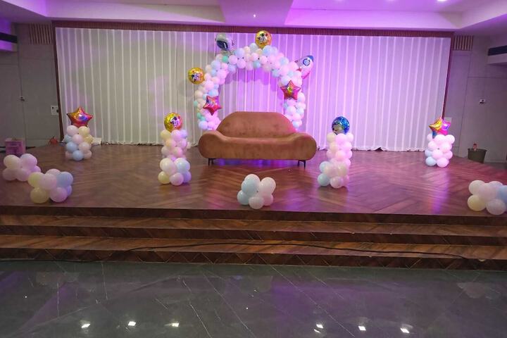 Ballroom/Hall 6 of 8