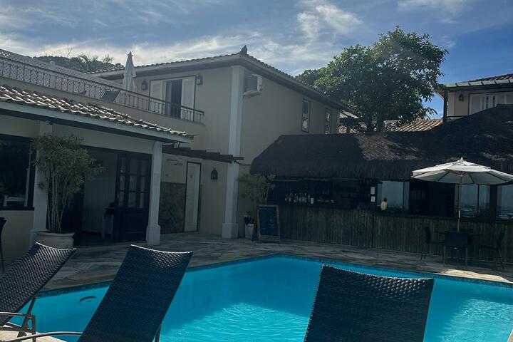 Pool 183 of 221