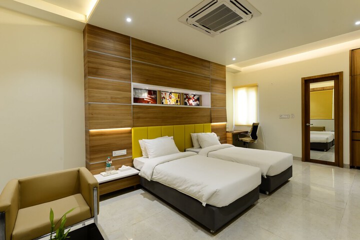 Room 28 of 85