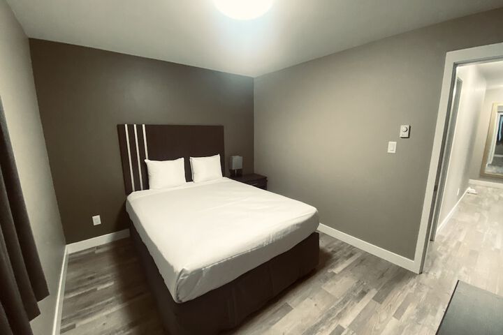 Room 10 of 50