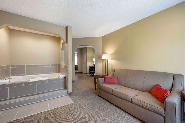 Room 20 of 42