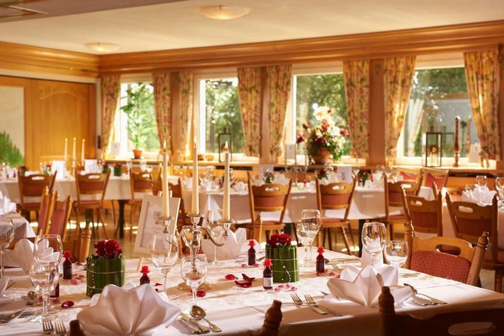 Dining Photos