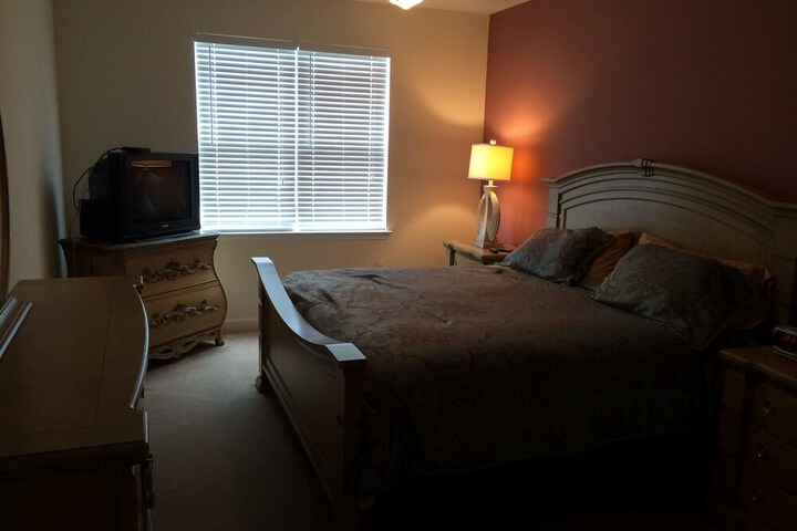 Room 3 of 33