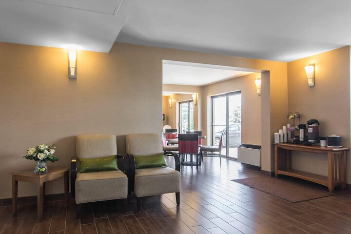 Lobby Entry