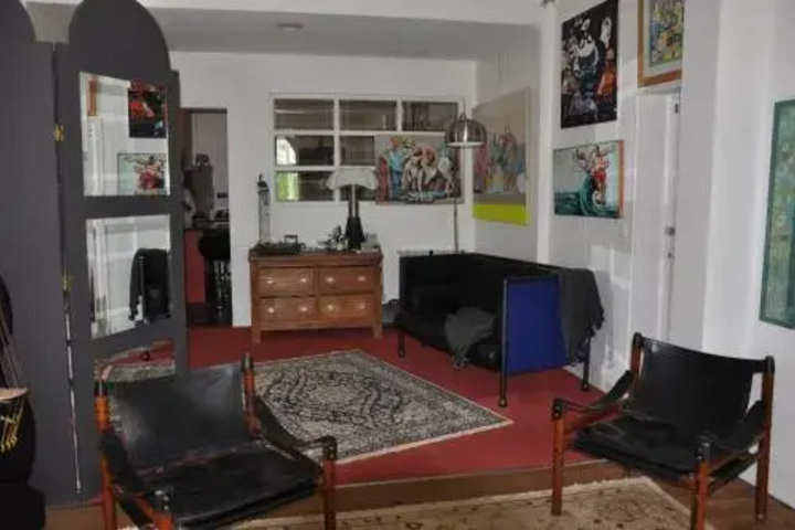 Room 12 of 16