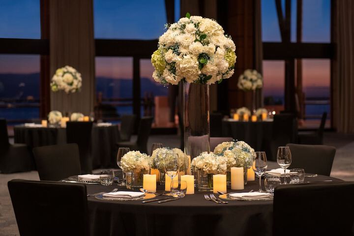Ballroom/Hall 256 of 324
