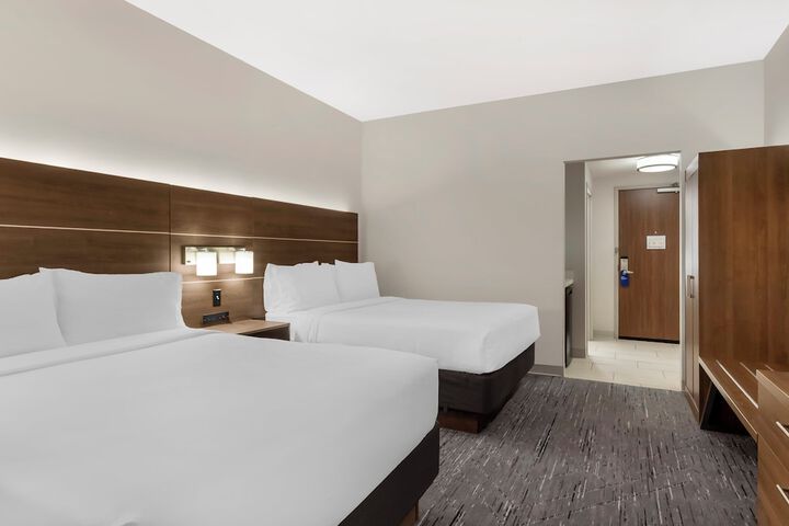 Room 19 of 44
