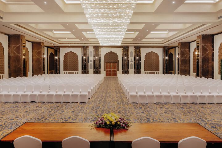 Ballroom/Hall 90 of 110