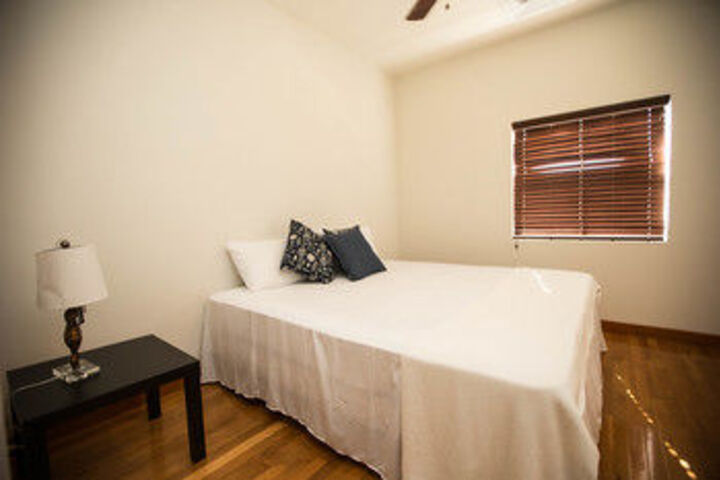 Room 8 of 26