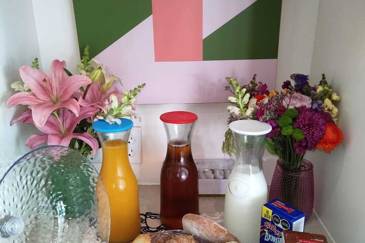 Breakfast/Coffee Service 16 of 24