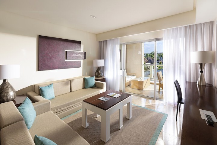 Room 34 of 177
