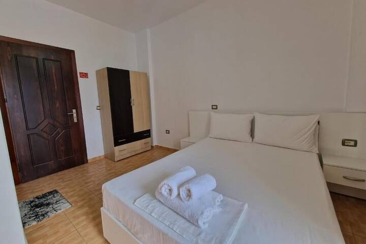 Room 40 of 115
