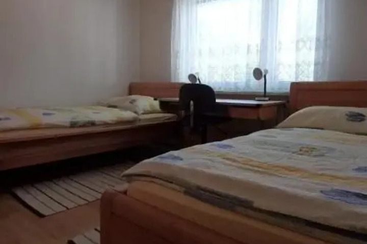 Room 3 of 3