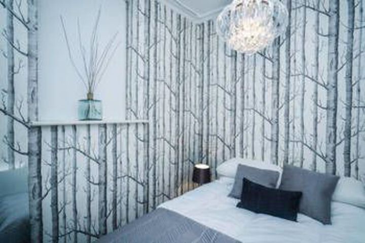 Room 11 of 29