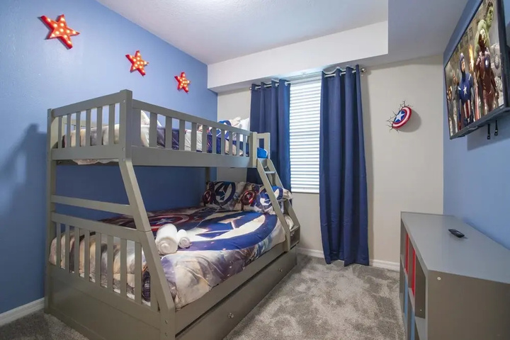 Room 4 of 22