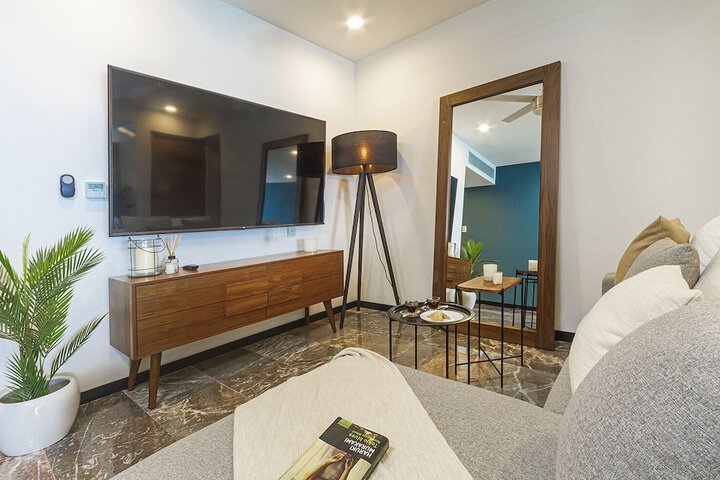 Room 92 of 156