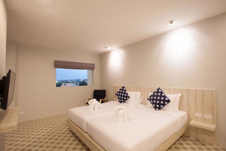 Room 3 of 30