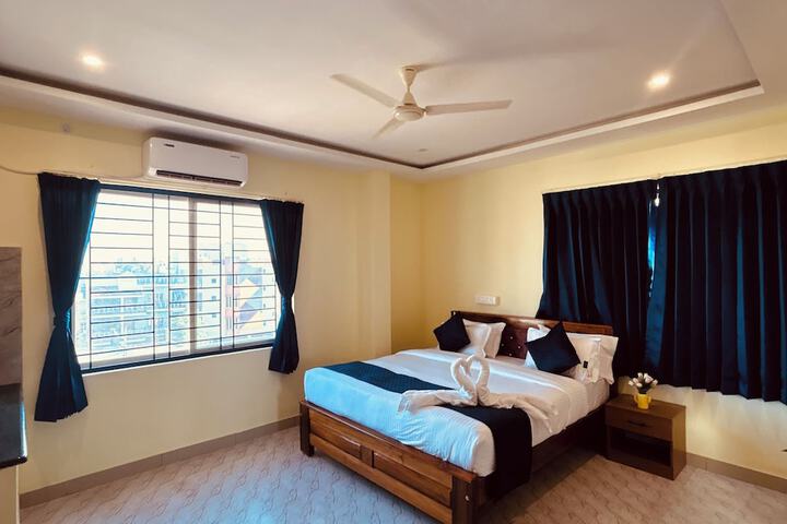Room 4 of 24
