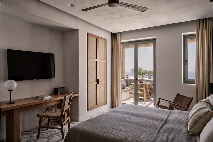 Room 19 of 64