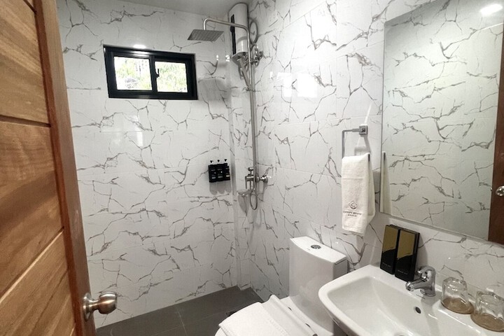 Room 44 of 54