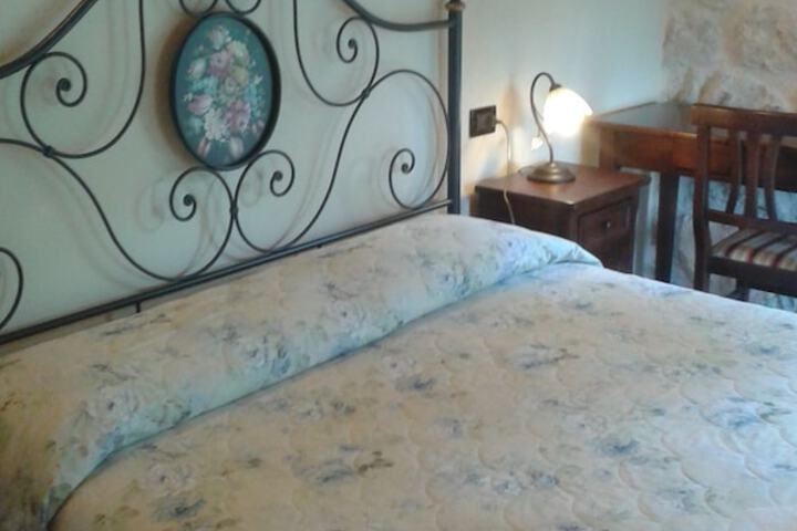 Room 17 of 52
