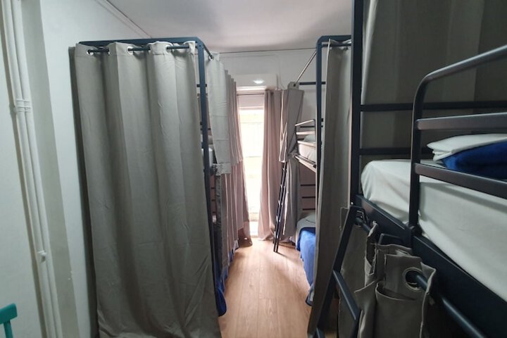 Room 29 of 103