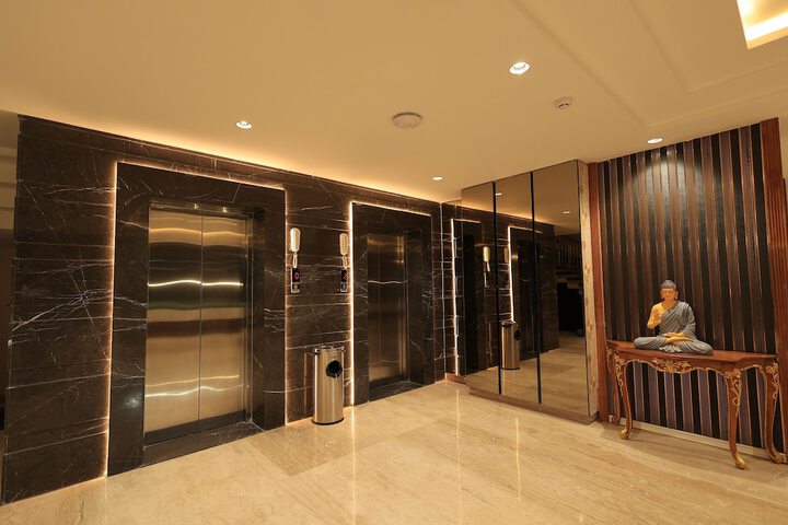 Hotel Interior 11 of 75