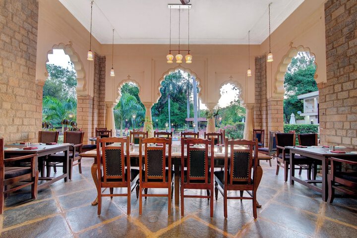 Dining 54 of 72