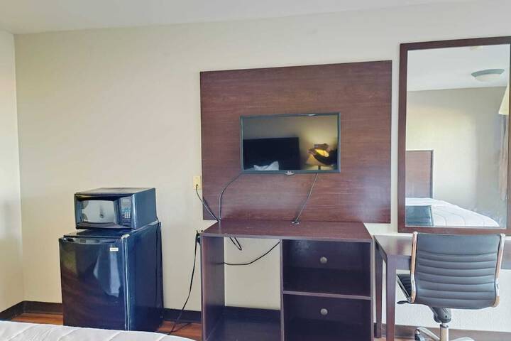 Room 7 of 38