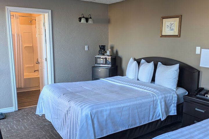 Room 3 of 30