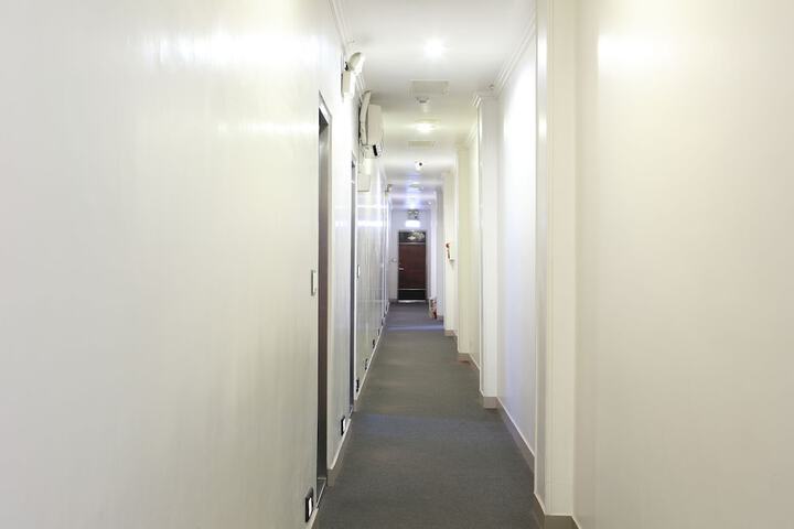 Ballroom/Hall 64 of 74
