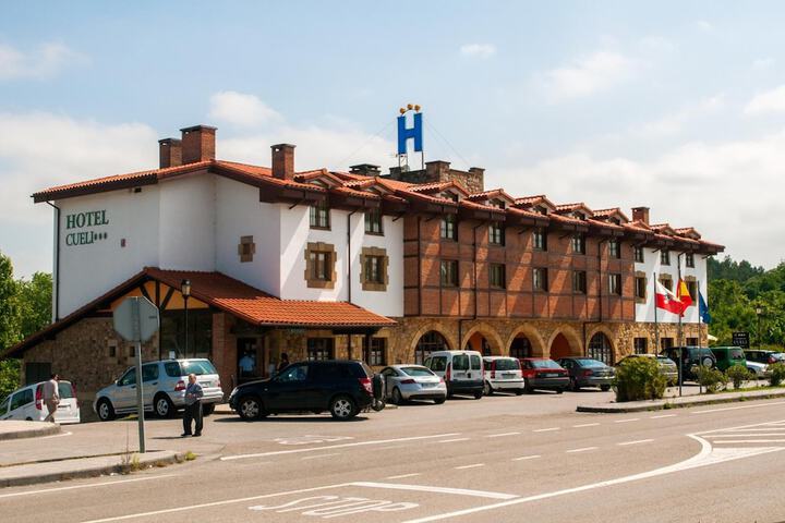 Hotel 27 of 27
