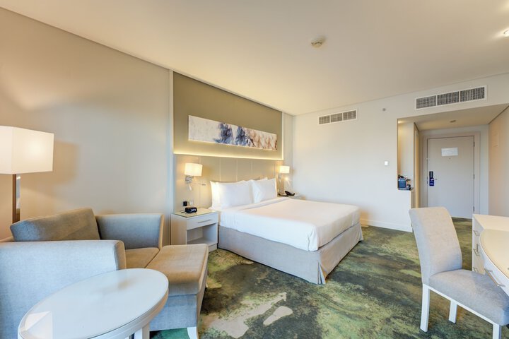 Room 22 of 87
