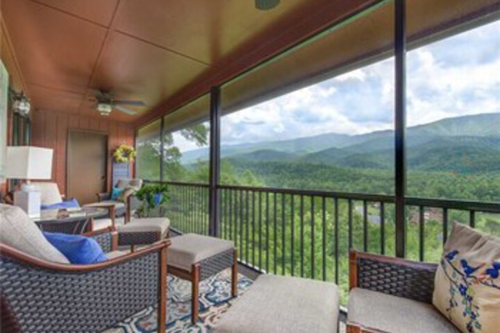 Pinnacle Penthouse 3 Bedrooms, 3 Bathrooms, Access to 3 Pools, Tennis