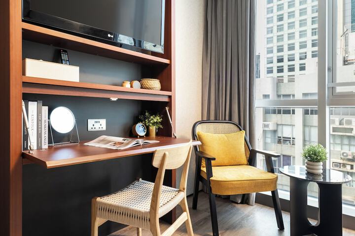 Room 12 of 49