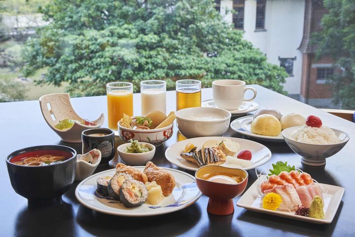 Breakfast/Coffee Service 52 of 63