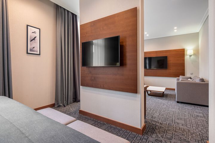 Room 18 of 88