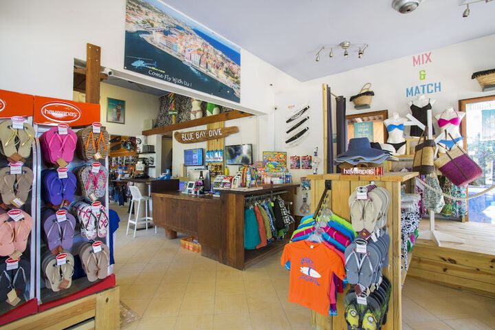 Gift Shop 103 of 127