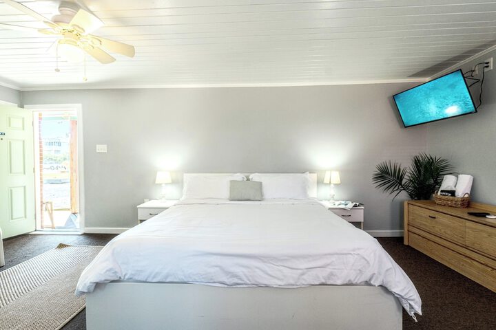 Room 28 of 56