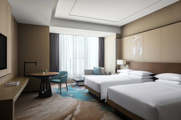 Room 16 of 63